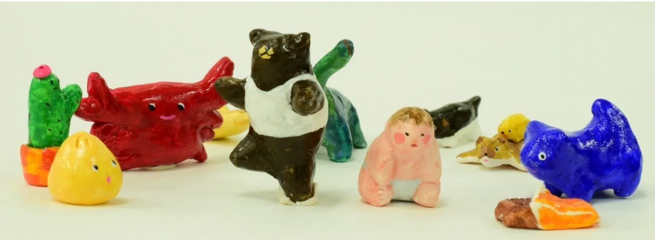 粘土で作られた人形